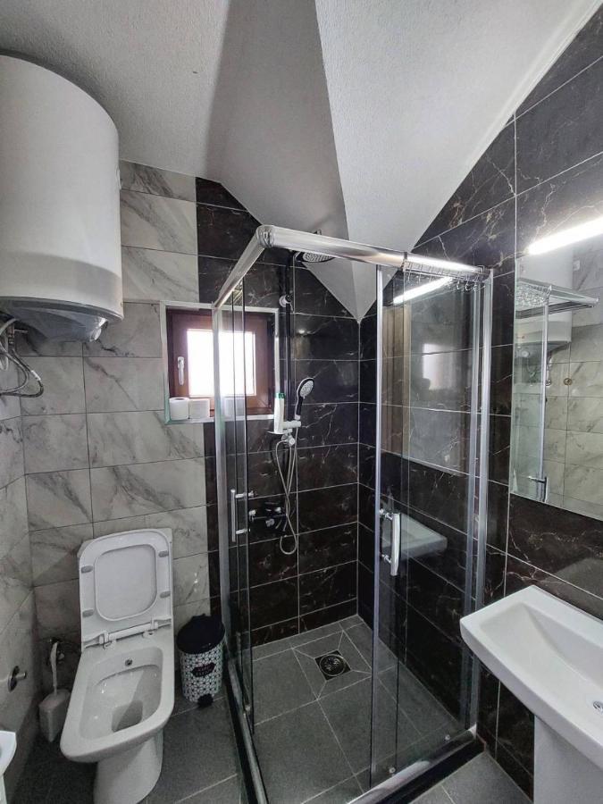 Eleon Motel Khu trượt tuyết Brezovicë Ngoại thất bức ảnh