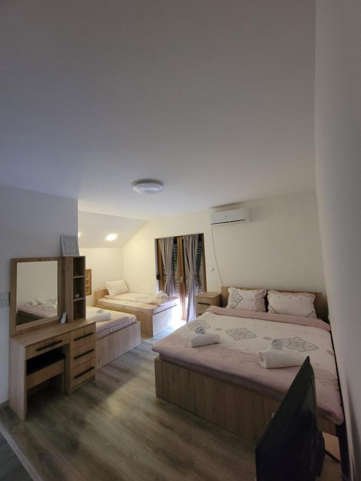 Eleon Motel Khu trượt tuyết Brezovicë Ngoại thất bức ảnh