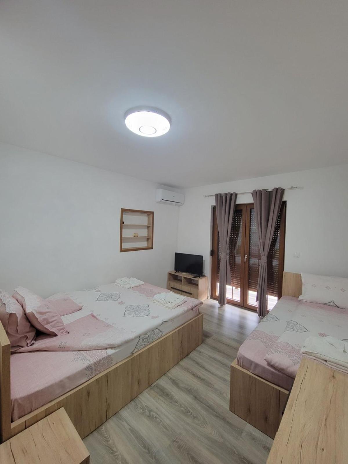 Eleon Motel Khu trượt tuyết Brezovicë Ngoại thất bức ảnh